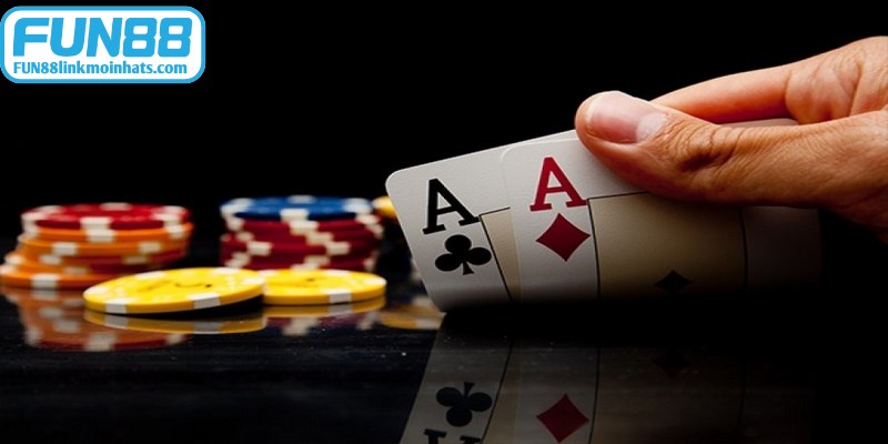 Cách chơi Phỏm chuẩn ở bất kỳ hình thức cũng đều dễ làm quen