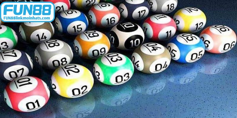 Có nhiều phần mềm và ứng dụng hỗ trợ dự đoán dựa trên dữ liệu lớn